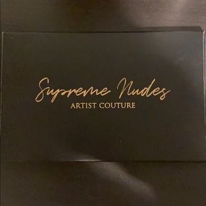 Artist couture eyeshadow palette